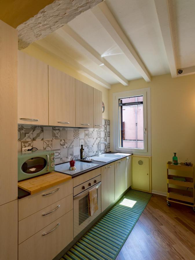 Buro Nel Borgo Apartment Parma Luaran gambar